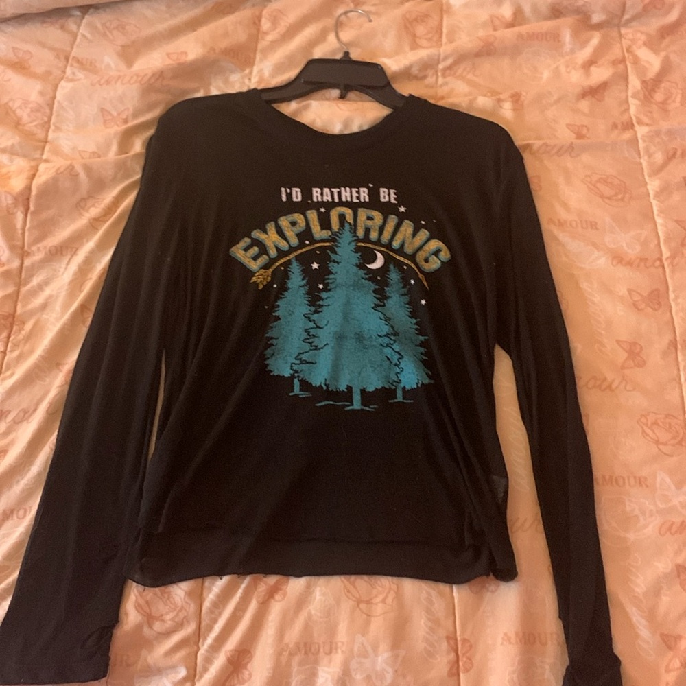 Black sheer, long sleeve tee Small